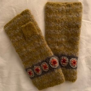 Fingerless Mittens